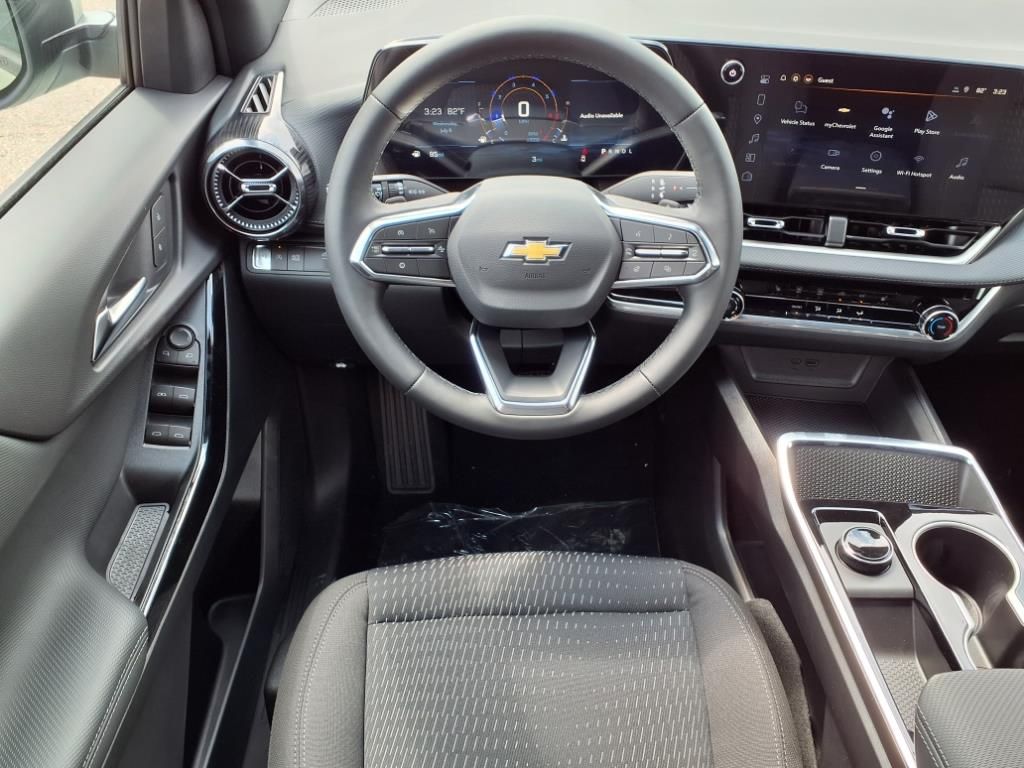 Thumbnail: 2026 Chevrolet Equinox - 8