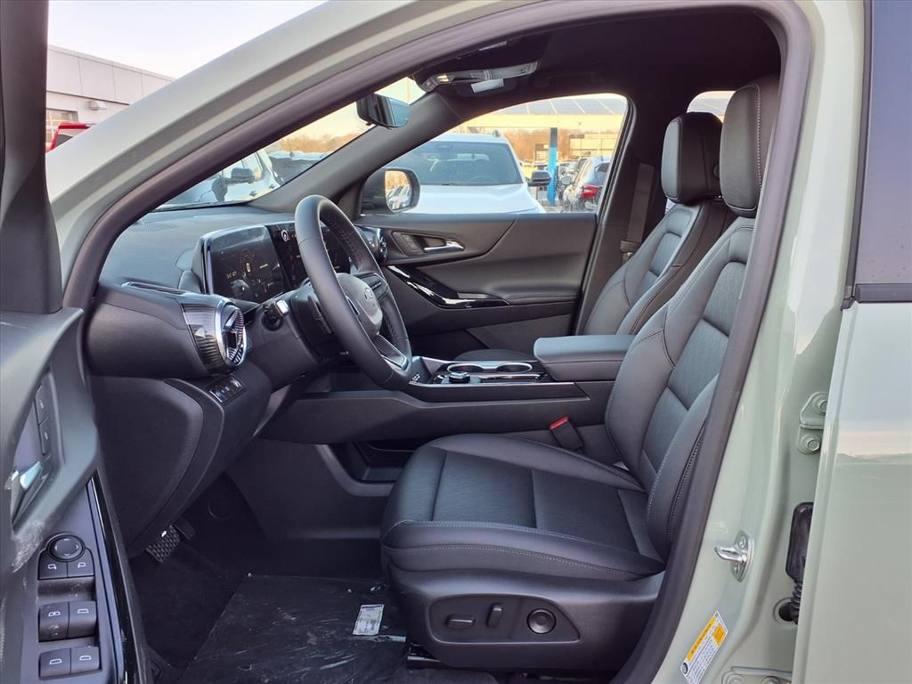 Thumbnail: 2026 Chevrolet Equinox - 9