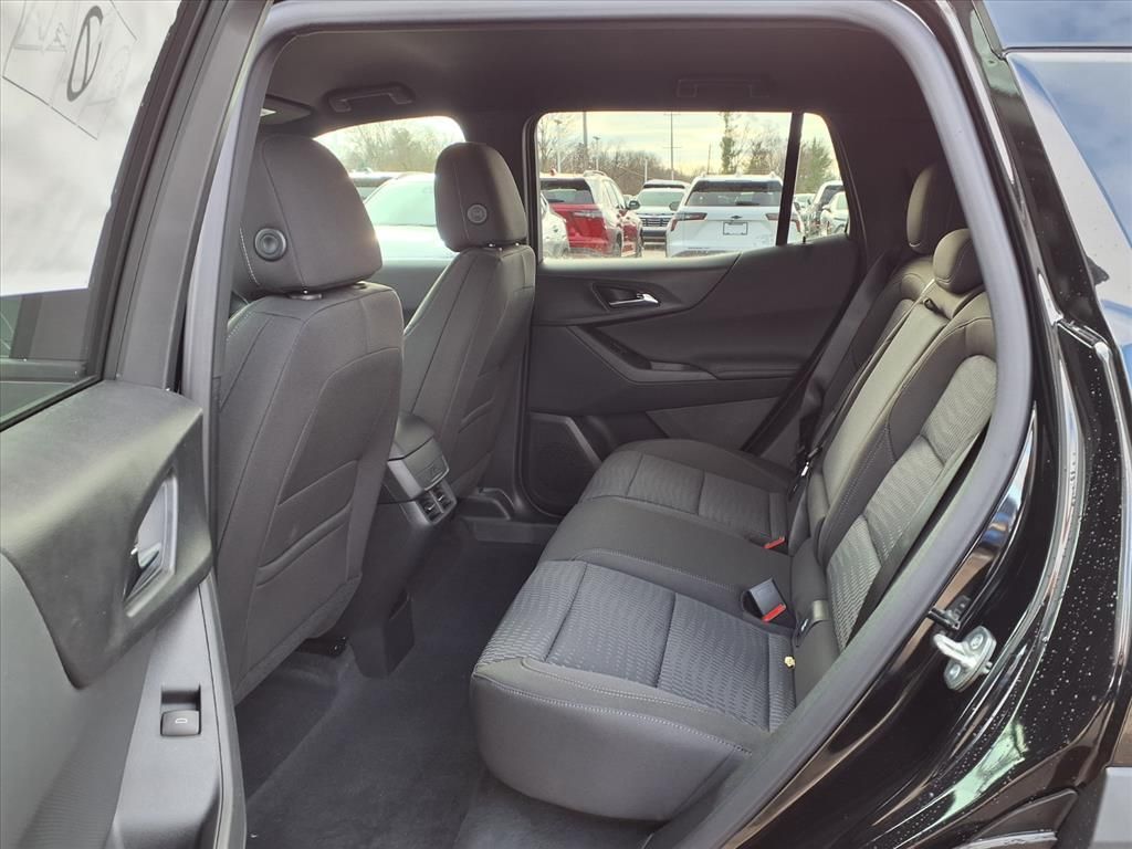 Thumbnail: 2026 Chevrolet Equinox - 10
