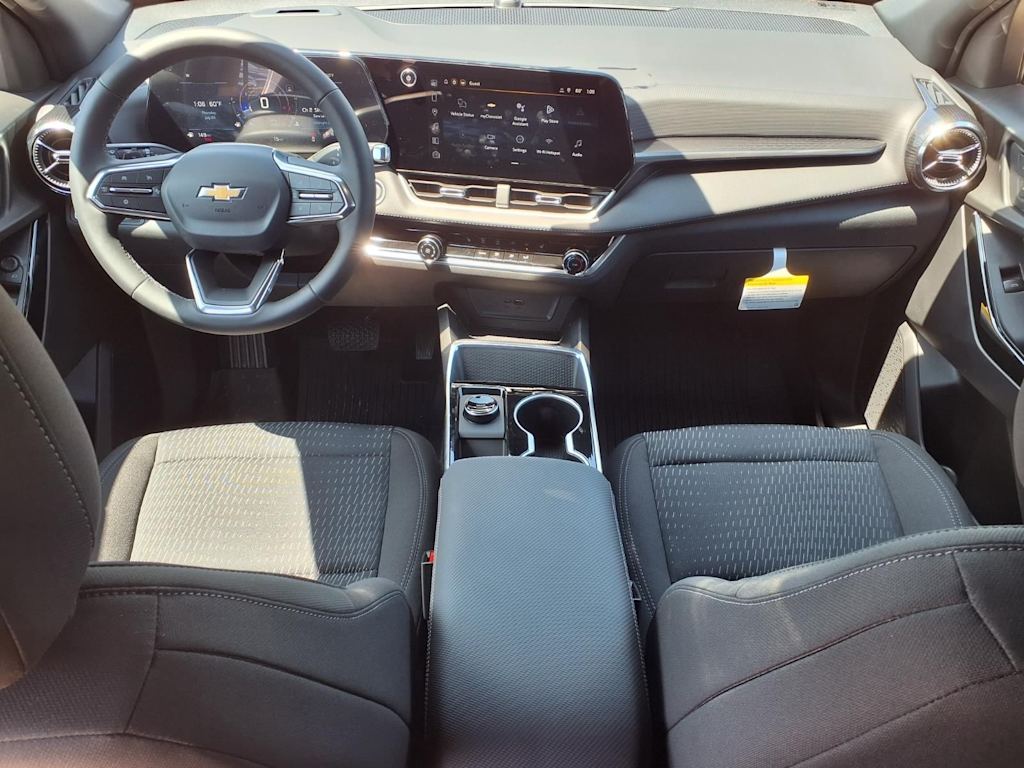 Thumbnail: 2026 Chevrolet Equinox - 2