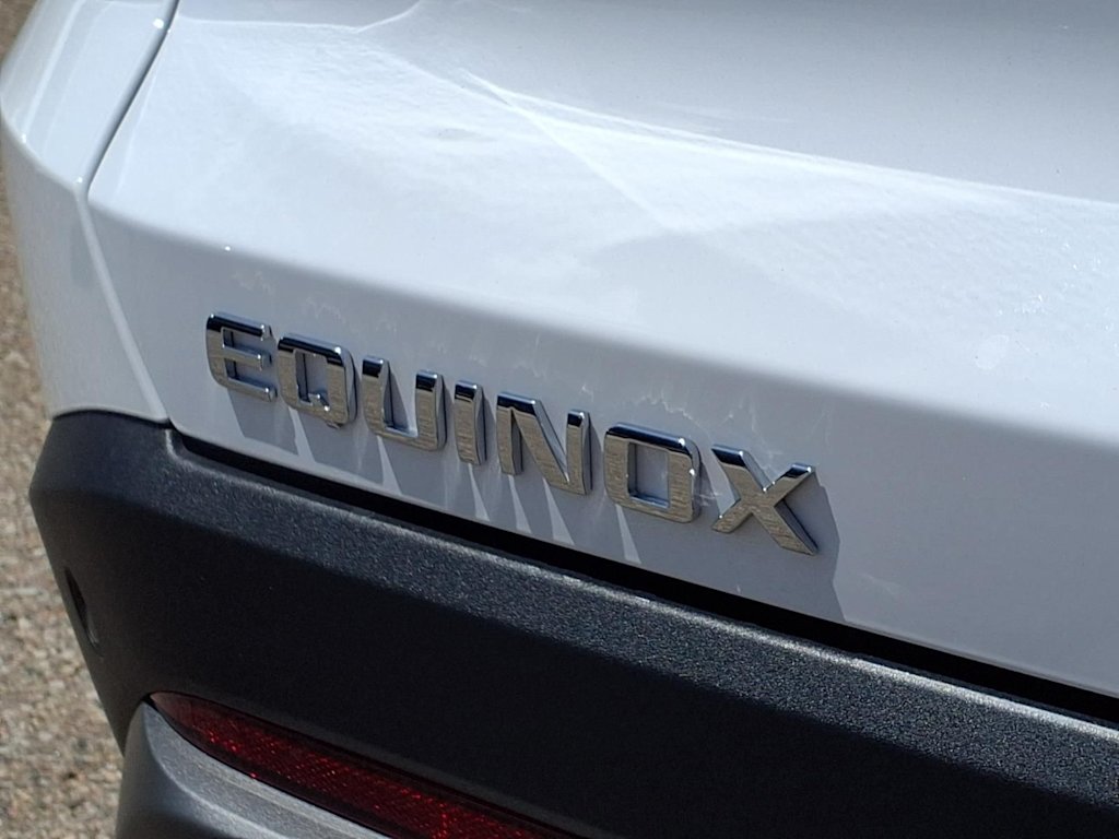 Thumbnail: 2026 Chevrolet Equinox - 16