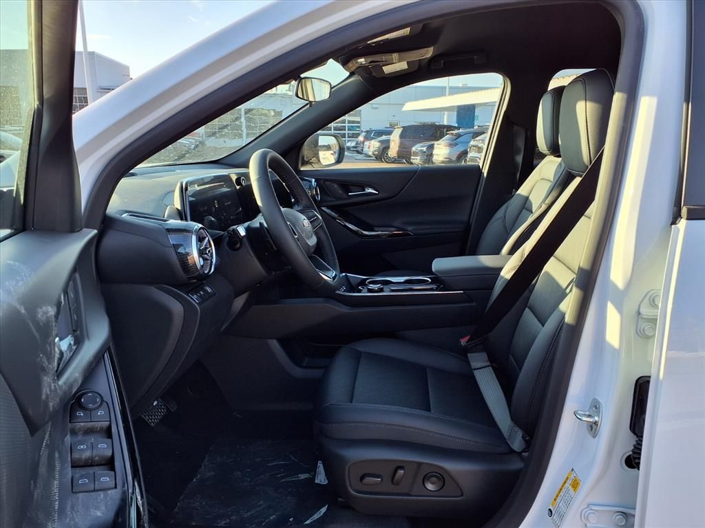 Thumbnail: 2026 Chevrolet Equinox - 9