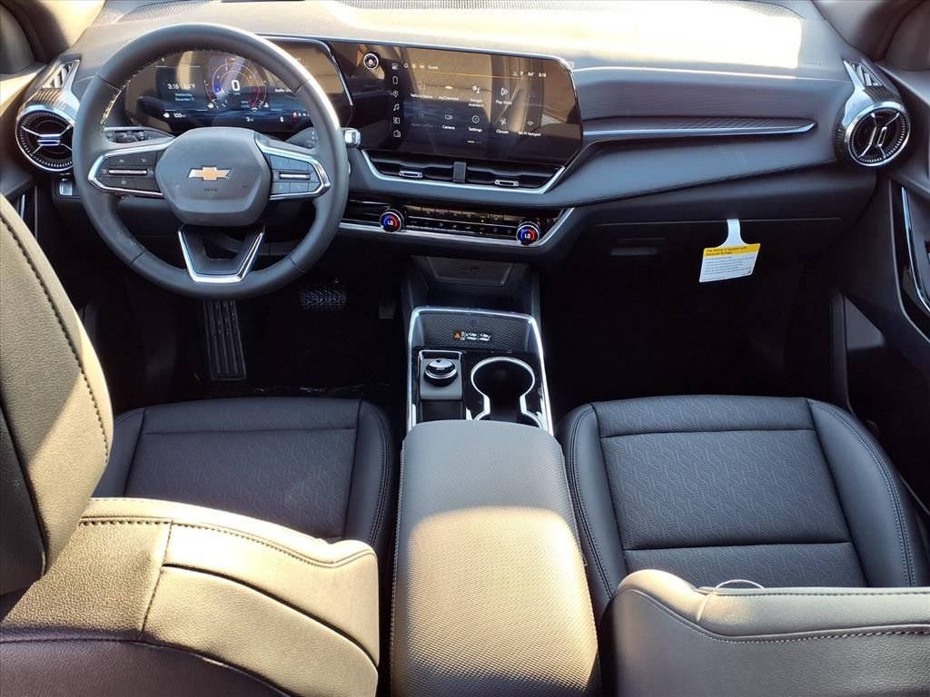 Thumbnail: 2026 Chevrolet Equinox - 2