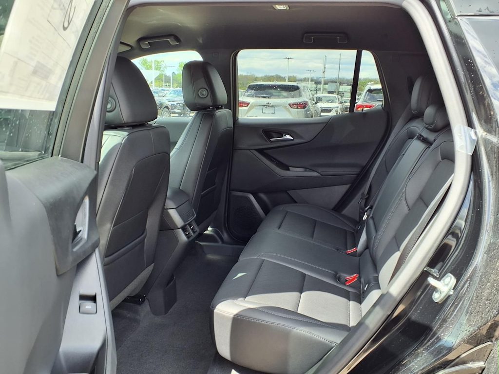Thumbnail: 2026 Chevrolet Equinox - 8