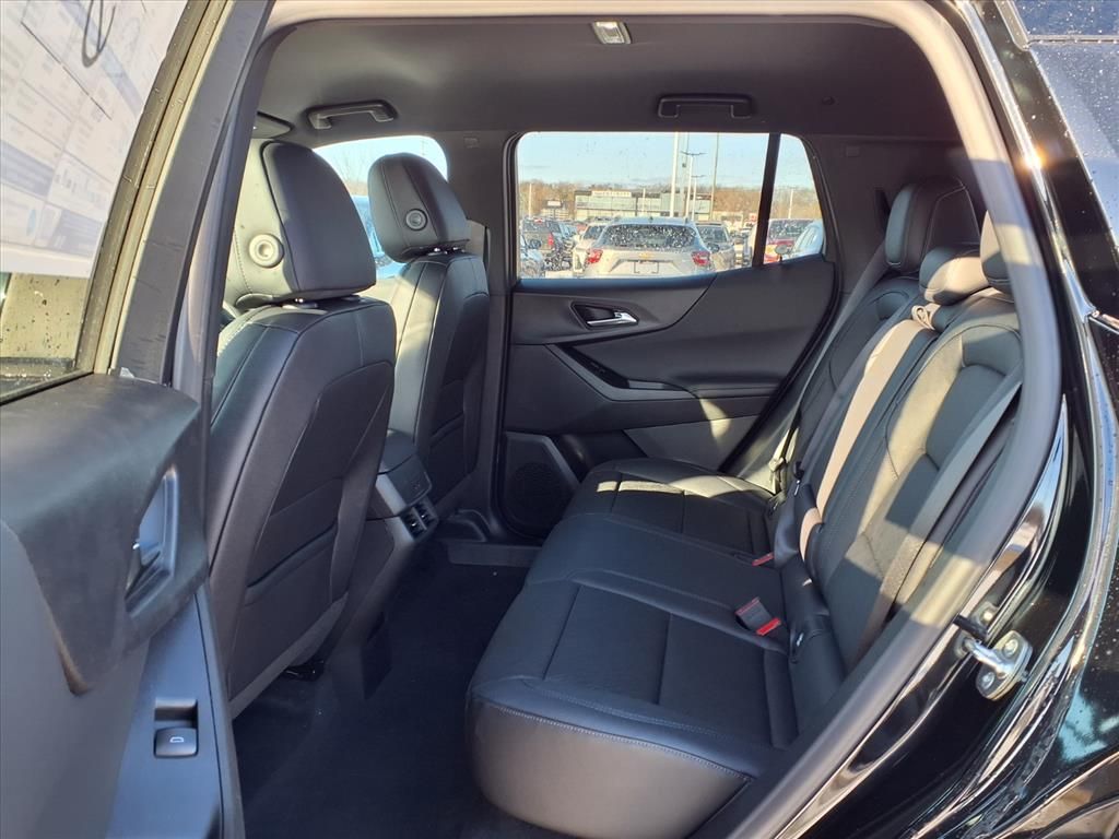 Thumbnail: 2026 Chevrolet Equinox - 10