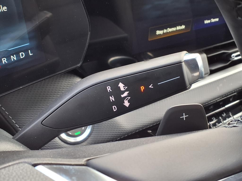 Thumbnail: 2026 Chevrolet Equinox - 16