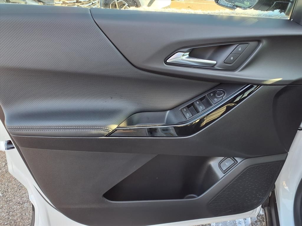 Thumbnail: 2026 Chevrolet Equinox - 18