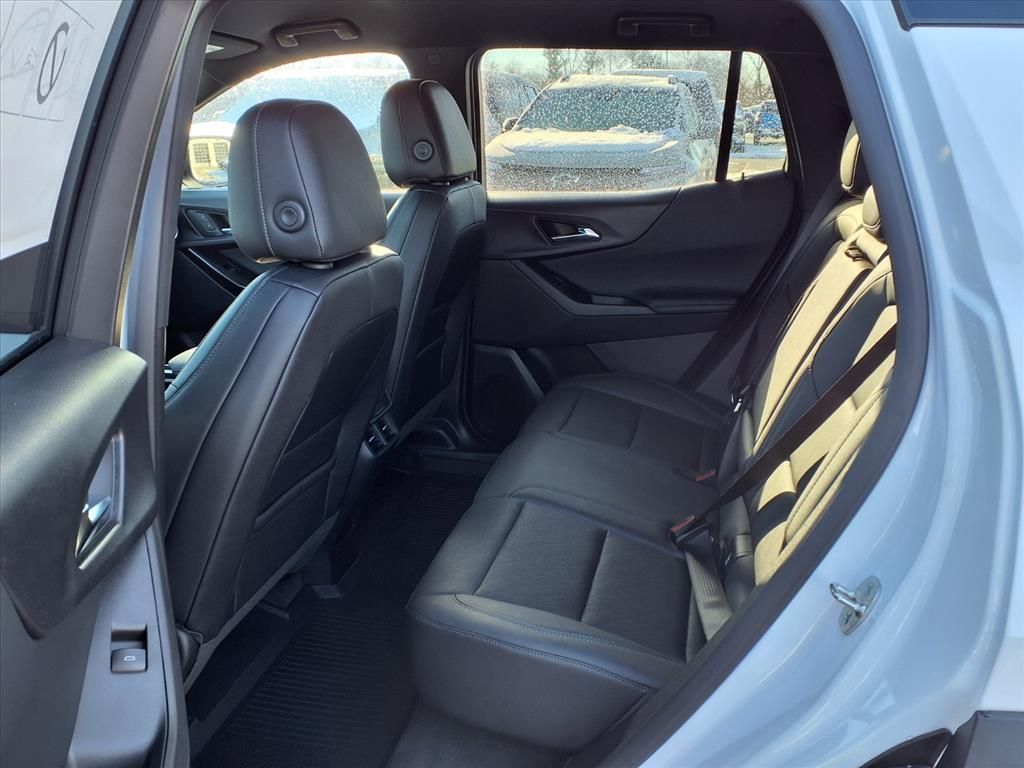 Thumbnail: 2026 Chevrolet Equinox - 9