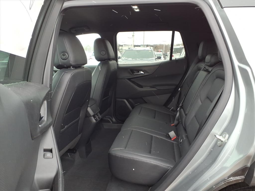 Thumbnail: 2026 Chevrolet Equinox - 10