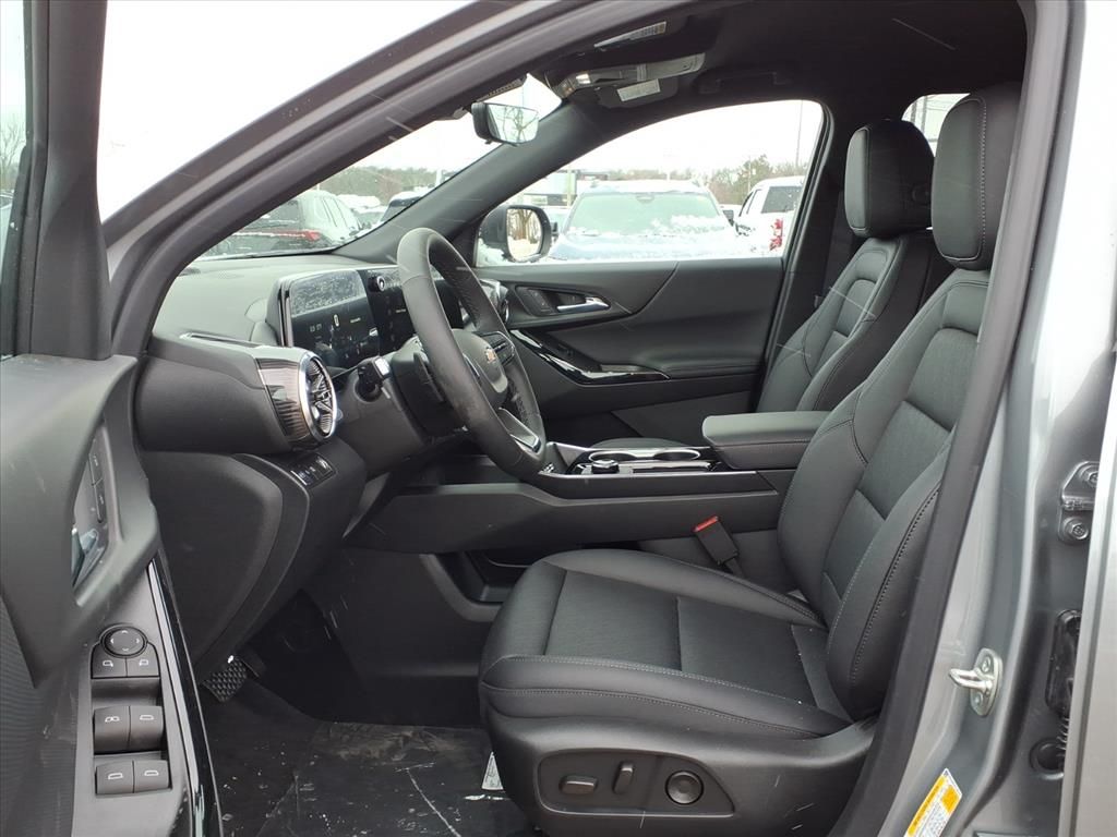 Thumbnail: 2026 Chevrolet Equinox - 9