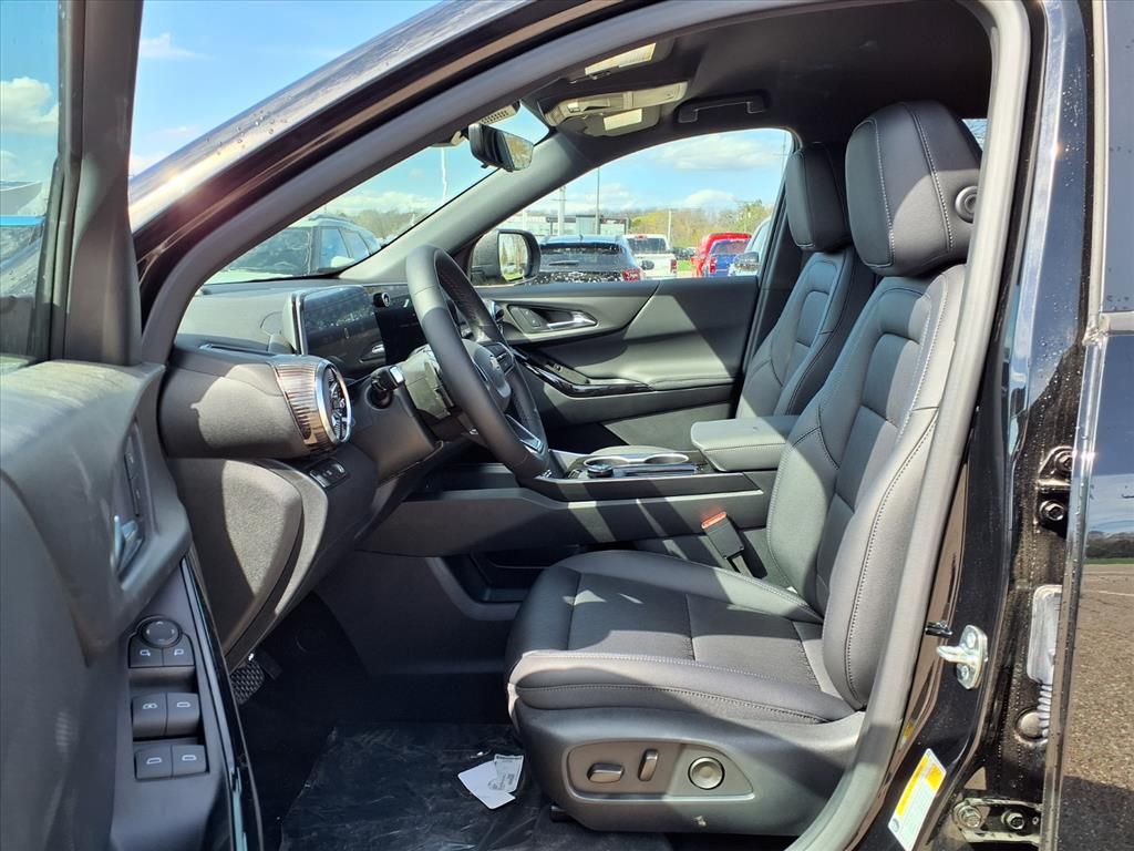 Thumbnail: 2026 Chevrolet Equinox - 9