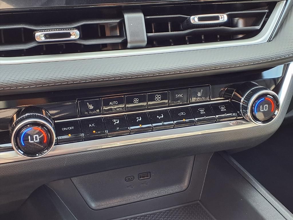 Thumbnail: 2026 Chevrolet Equinox - 22