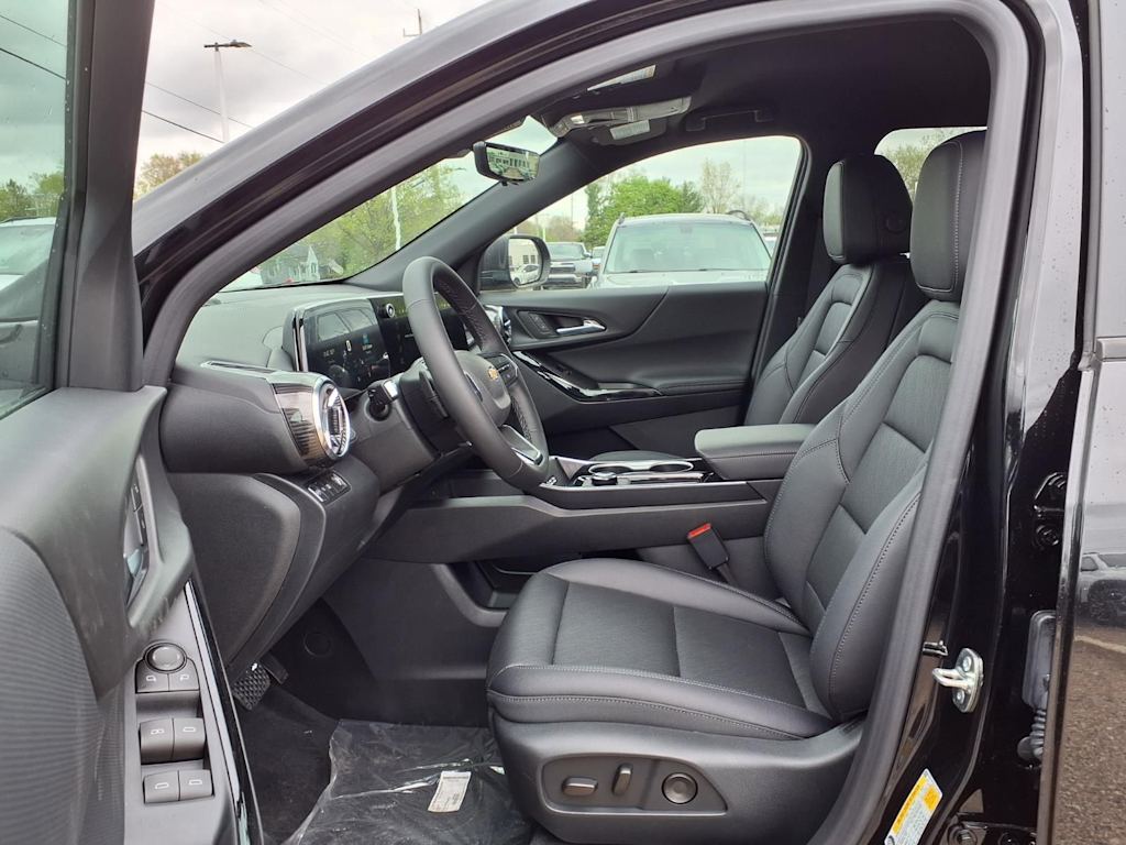 Thumbnail: 2026 Chevrolet Equinox - 9