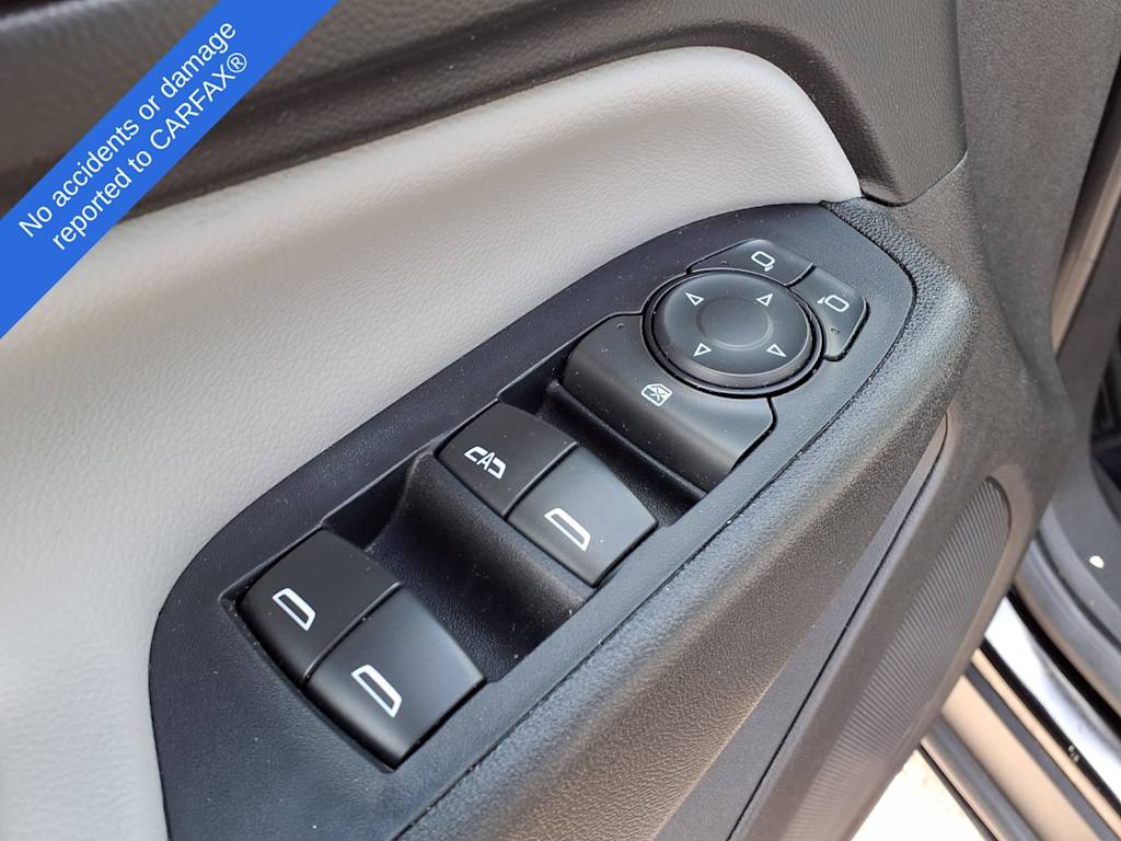 Thumbnail: 2019 Chevrolet Equinox - 19