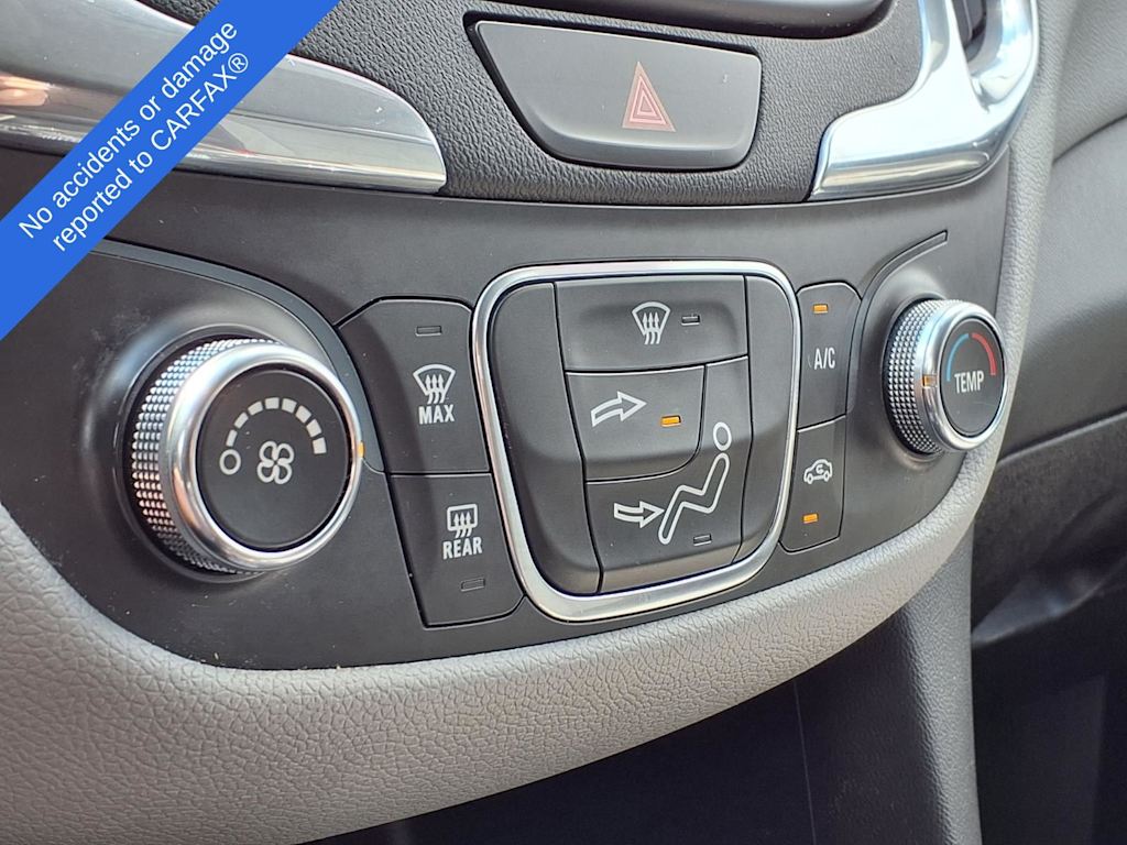 Thumbnail: 2019 Chevrolet Equinox - 28