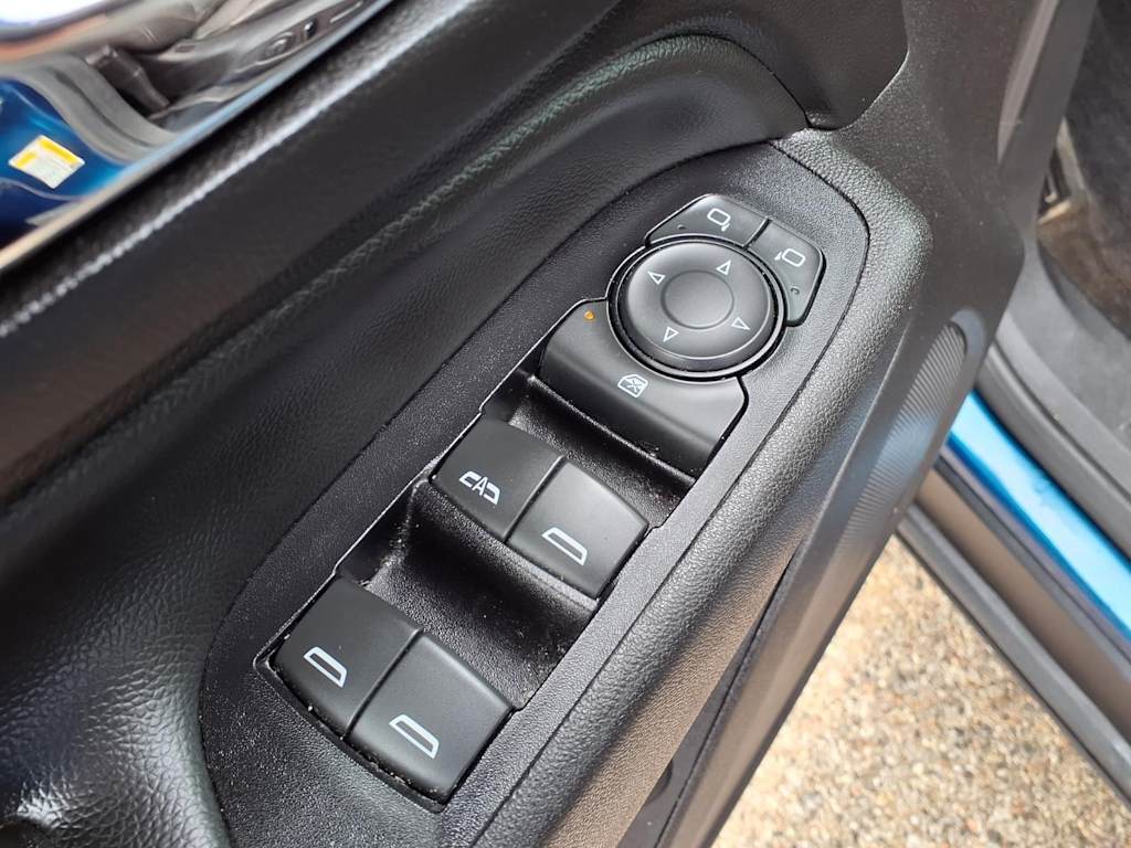 Thumbnail: 2019 Chevrolet Equinox - 20