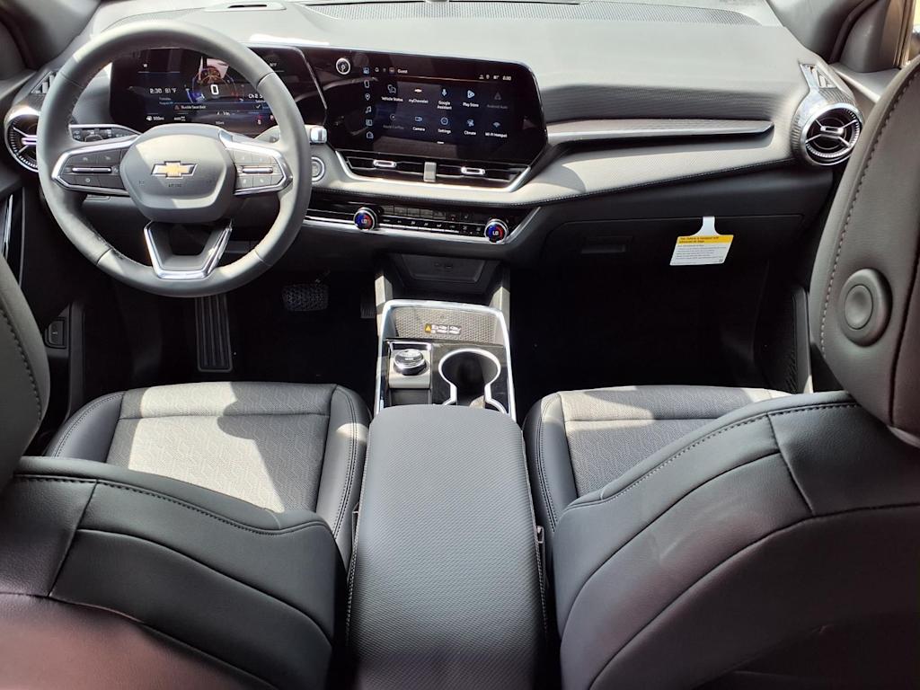 Thumbnail: 2027 Chevrolet Equinox - 2