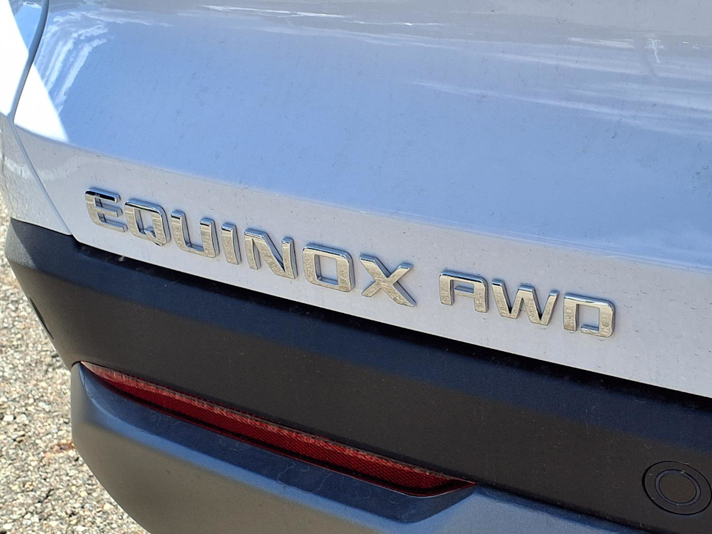 Thumbnail: 2027 Chevrolet Equinox - 6