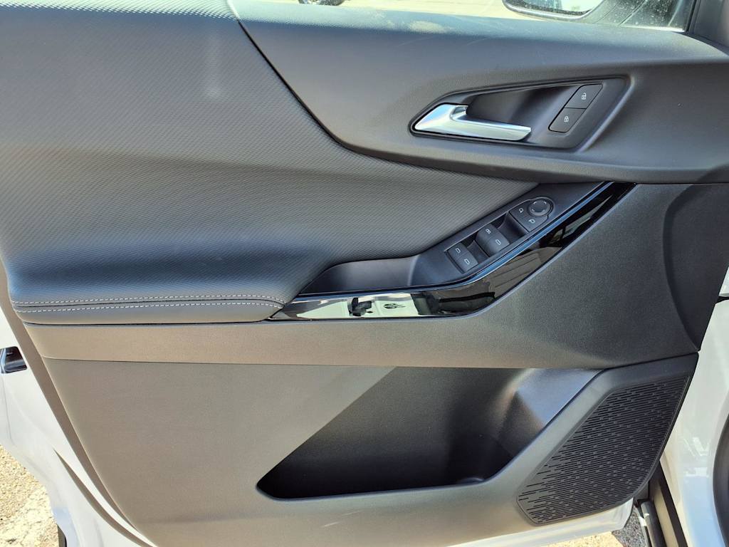 Thumbnail: 2027 Chevrolet Equinox - 16