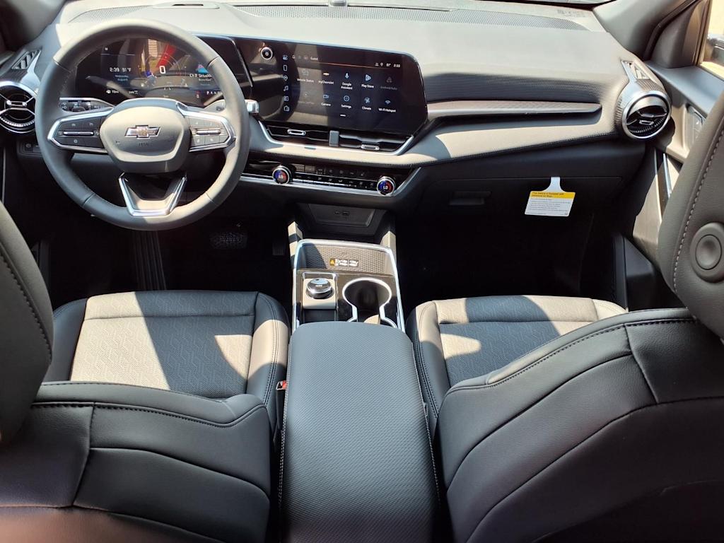 Thumbnail: 2027 Chevrolet Equinox - 2