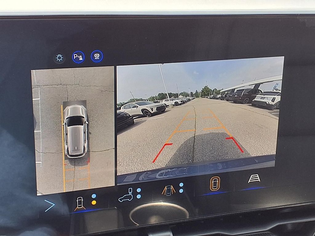 Thumbnail: 2027 Chevrolet Equinox - 19