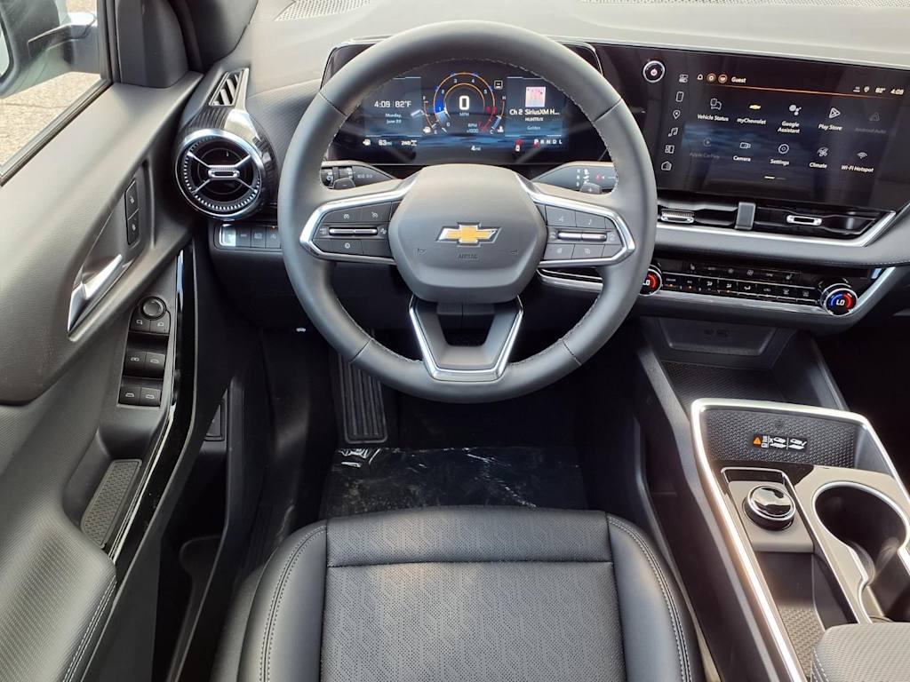 Thumbnail: 2026 Chevrolet Equinox - 8