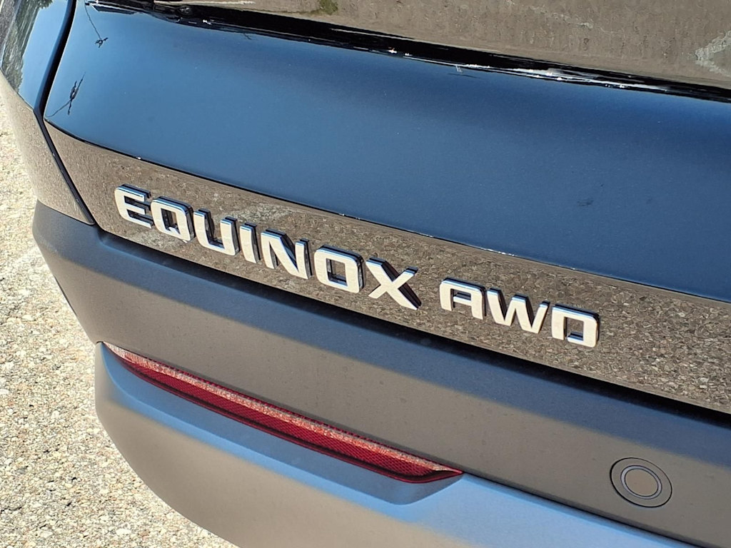 Thumbnail: 2027 Chevrolet Equinox - 6