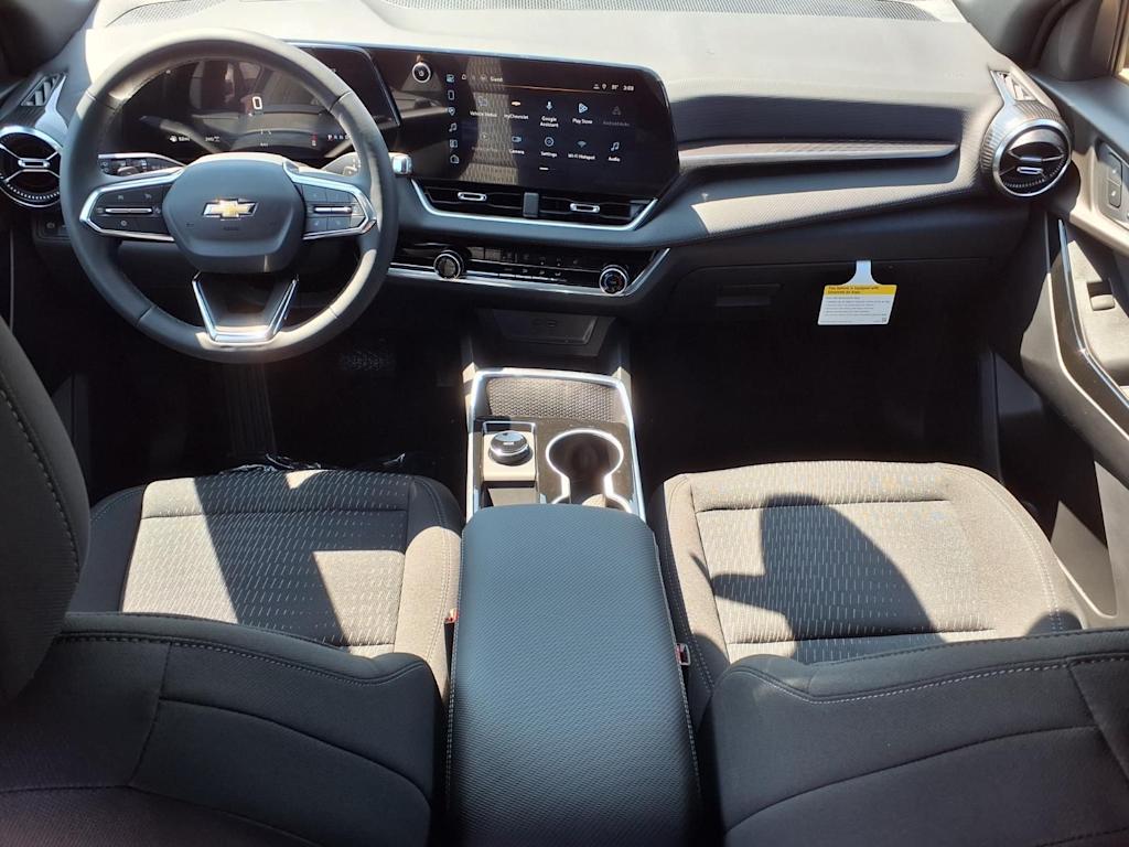Thumbnail: 2027 Chevrolet Equinox - 2
