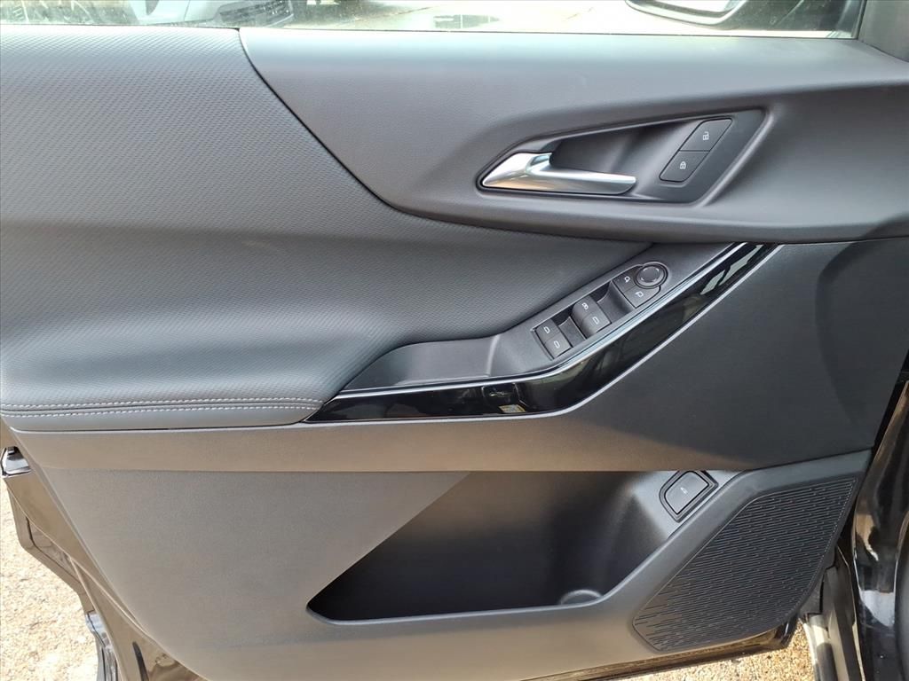 Thumbnail: 2026 Chevrolet Equinox - 17