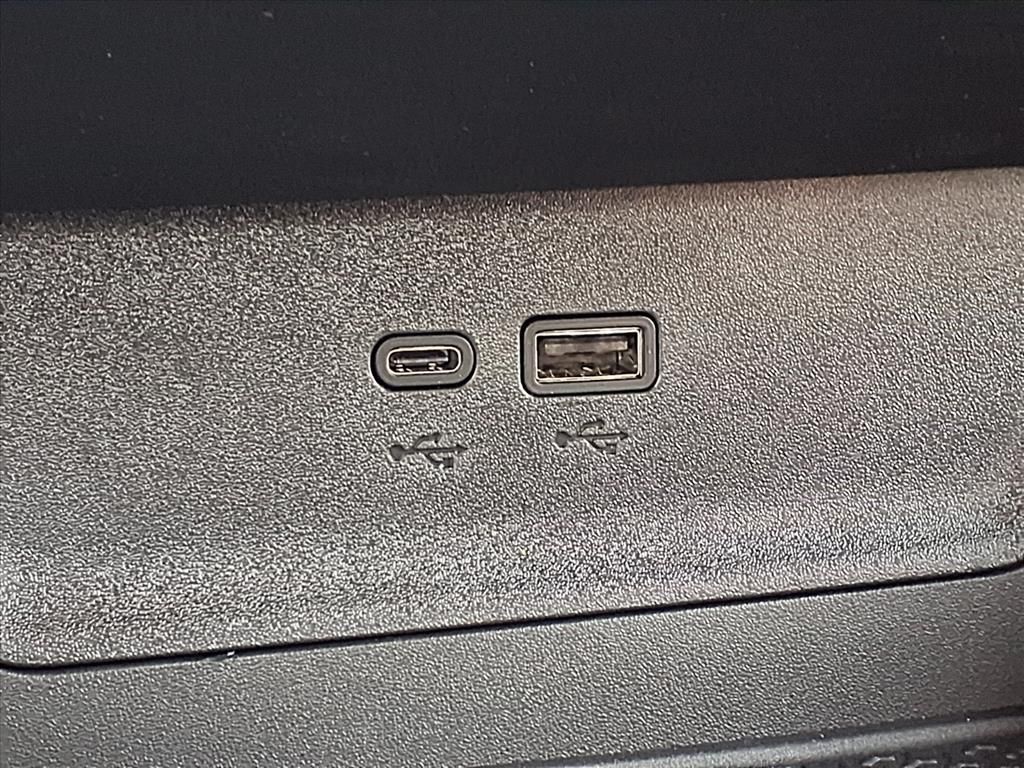 Thumbnail: 2026 Chevrolet Equinox - 21