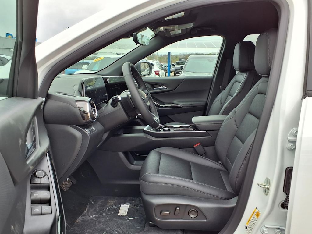 Thumbnail: 2026 Chevrolet Equinox - 9