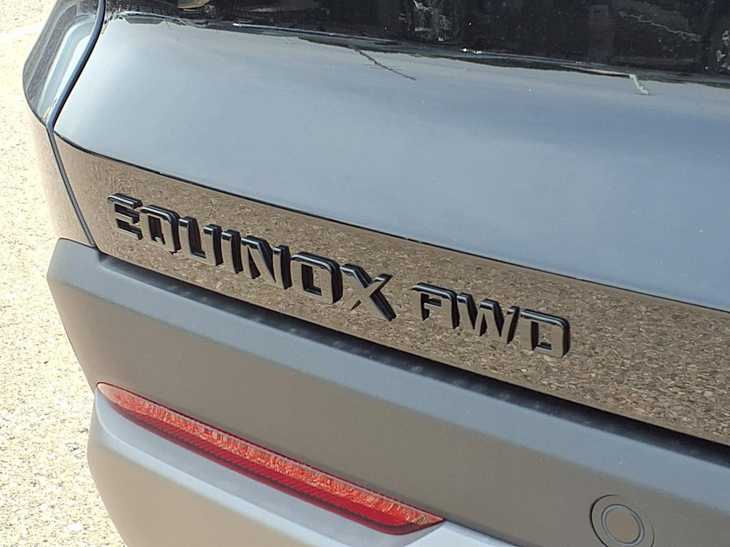 Thumbnail: 2027 Chevrolet Equinox - 6