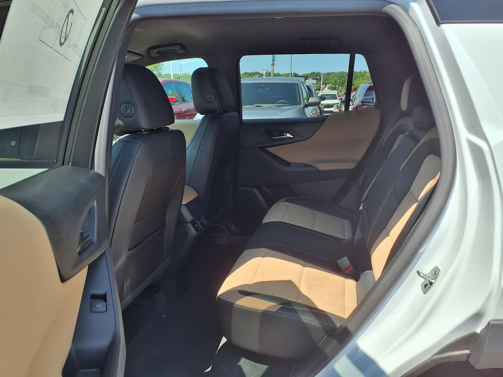 Thumbnail: 2027 Chevrolet Equinox - 10