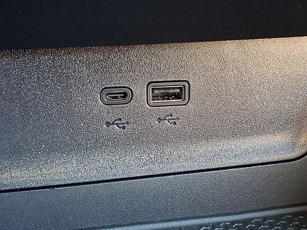 Thumbnail: 2026 Chevrolet Equinox - 24