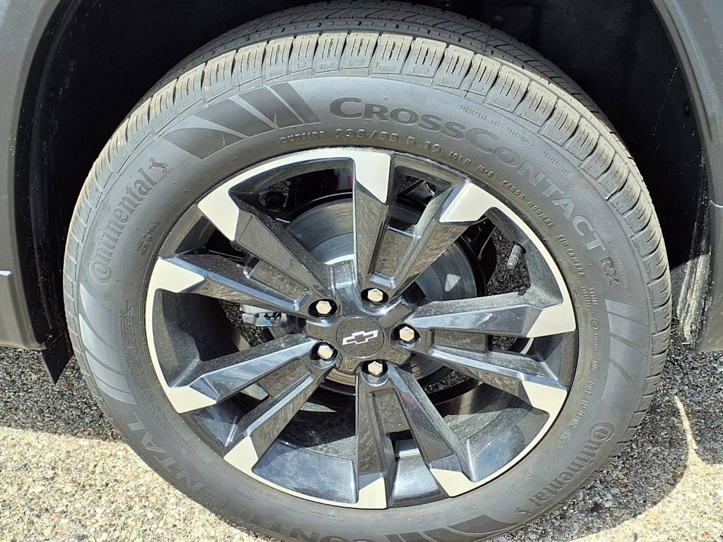 Thumbnail: 2027 Chevrolet Equinox - 6