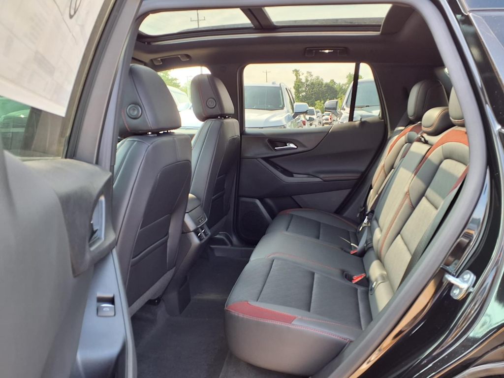 Thumbnail: 2027 Chevrolet Equinox - 16
