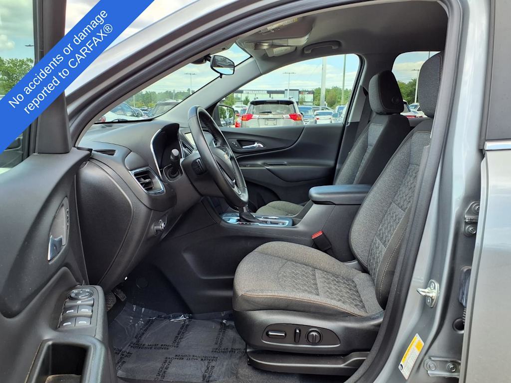 Thumbnail: 2023 Chevrolet Equinox - 10