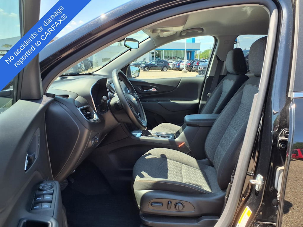 Thumbnail: 2024 Chevrolet Equinox - 10