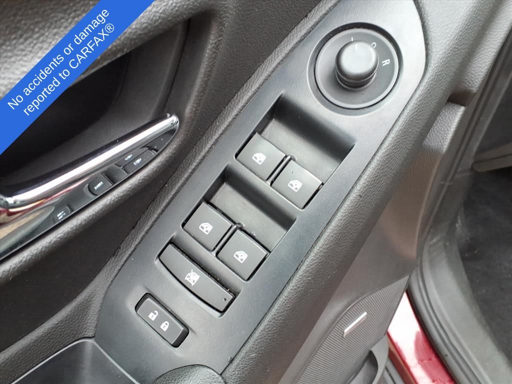 Thumbnail: 2016 Chevrolet Trax - 19
