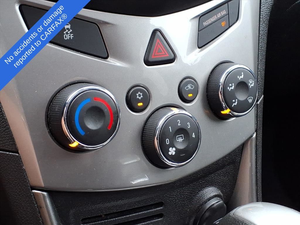 Thumbnail: 2016 Chevrolet Trax - 25