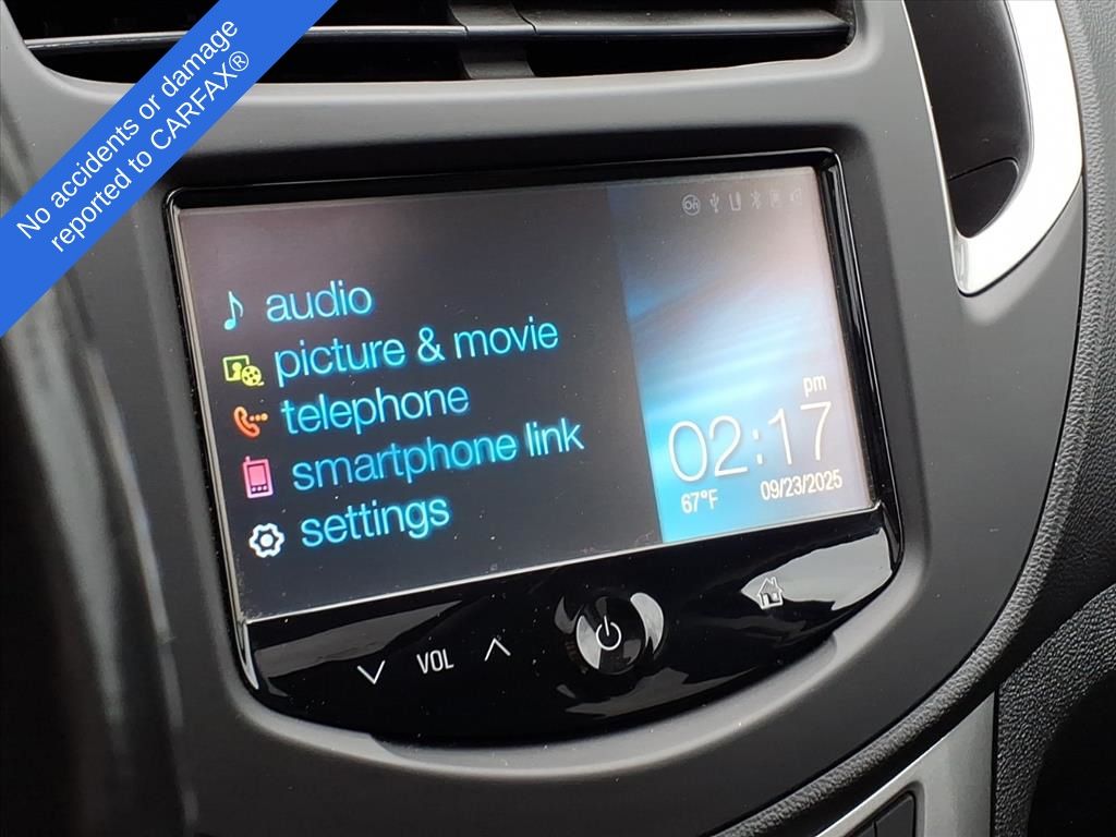 Thumbnail: 2016 Chevrolet Trax - 11