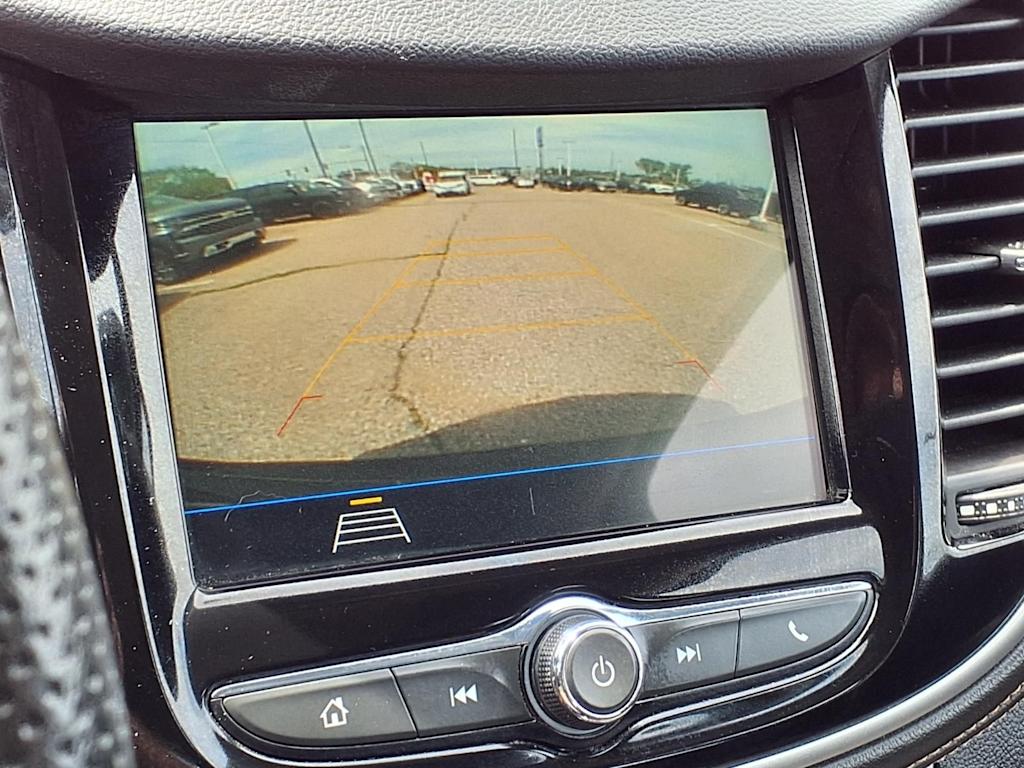 Thumbnail: 2019 Chevrolet Trax - 23