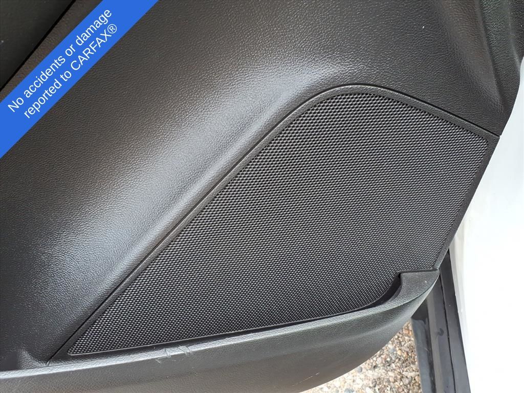 Thumbnail: 2018 Chevrolet Trax - 9