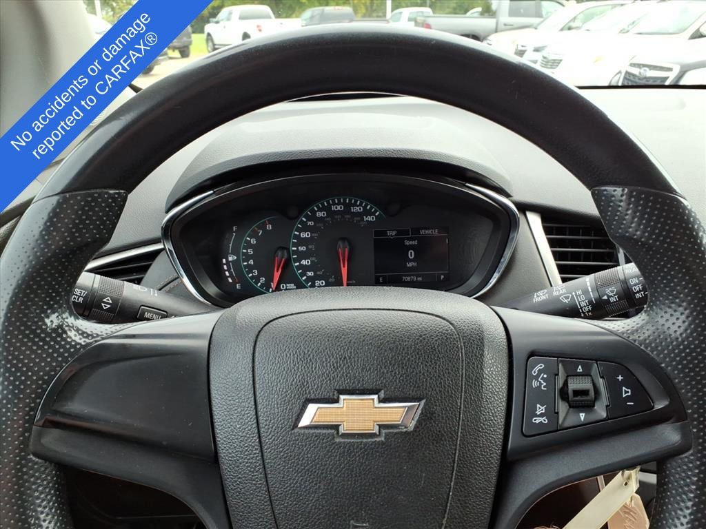 Thumbnail: 2018 Chevrolet Trax - 21