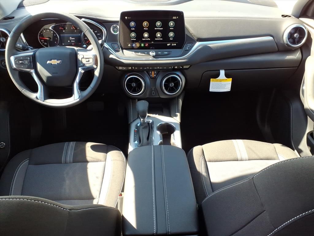 Thumbnail: 2025 Chevrolet Blazer - 2