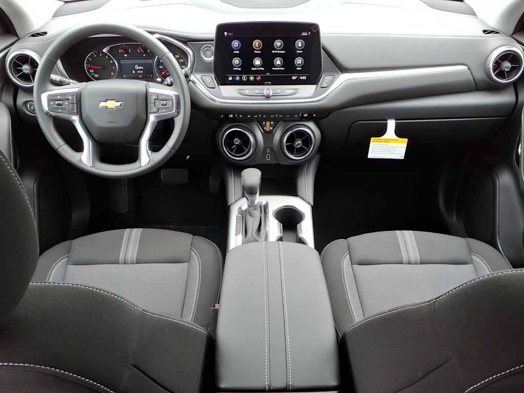 Thumbnail: 2026 Chevrolet Blazer - 2