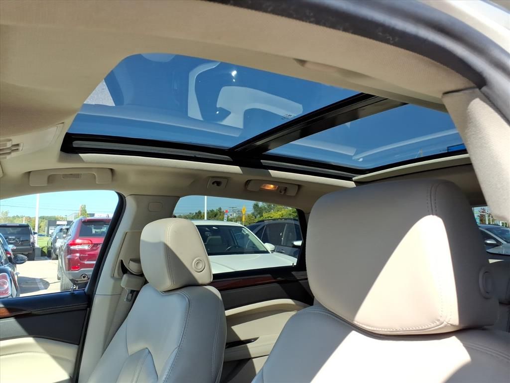Thumbnail: 2013 Cadillac SRX - 21