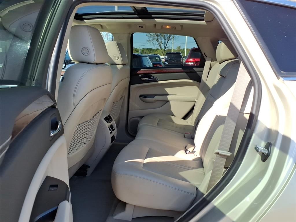 Thumbnail: 2013 Cadillac SRX - 10