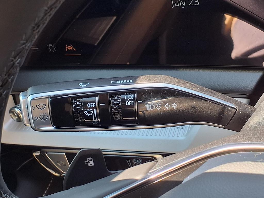 Thumbnail: 2027 Cadillac Optiq - 22