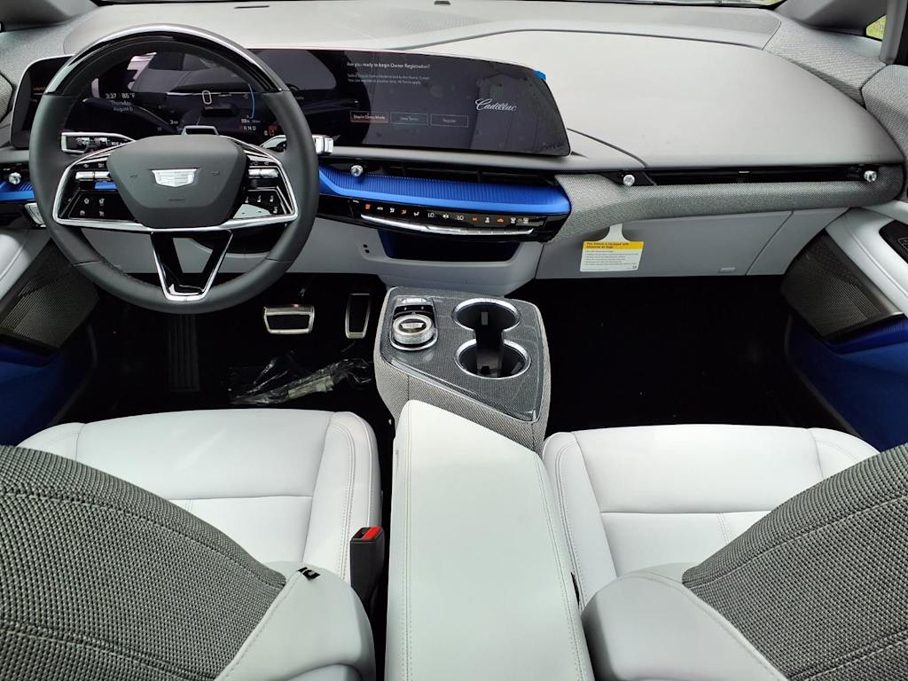 Thumbnail: 2027 Cadillac Optiq - 2